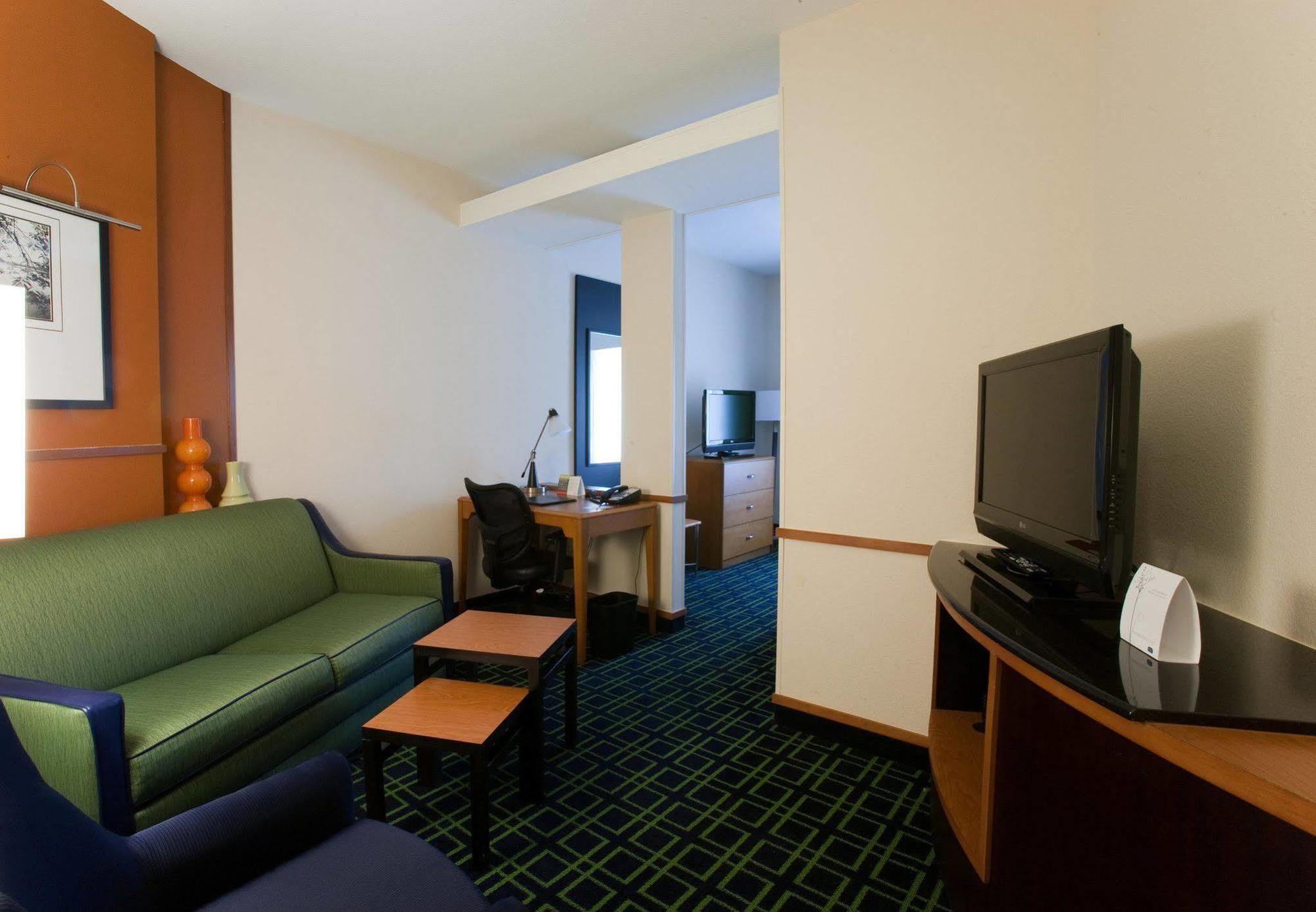 Fairfield Inn & Suites By Marriott Houston Conroe Chambre photo